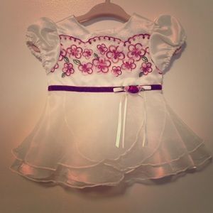 🌺 3/$15 NWOT Elegant Infant Dress  |  NB- 0/3 mo